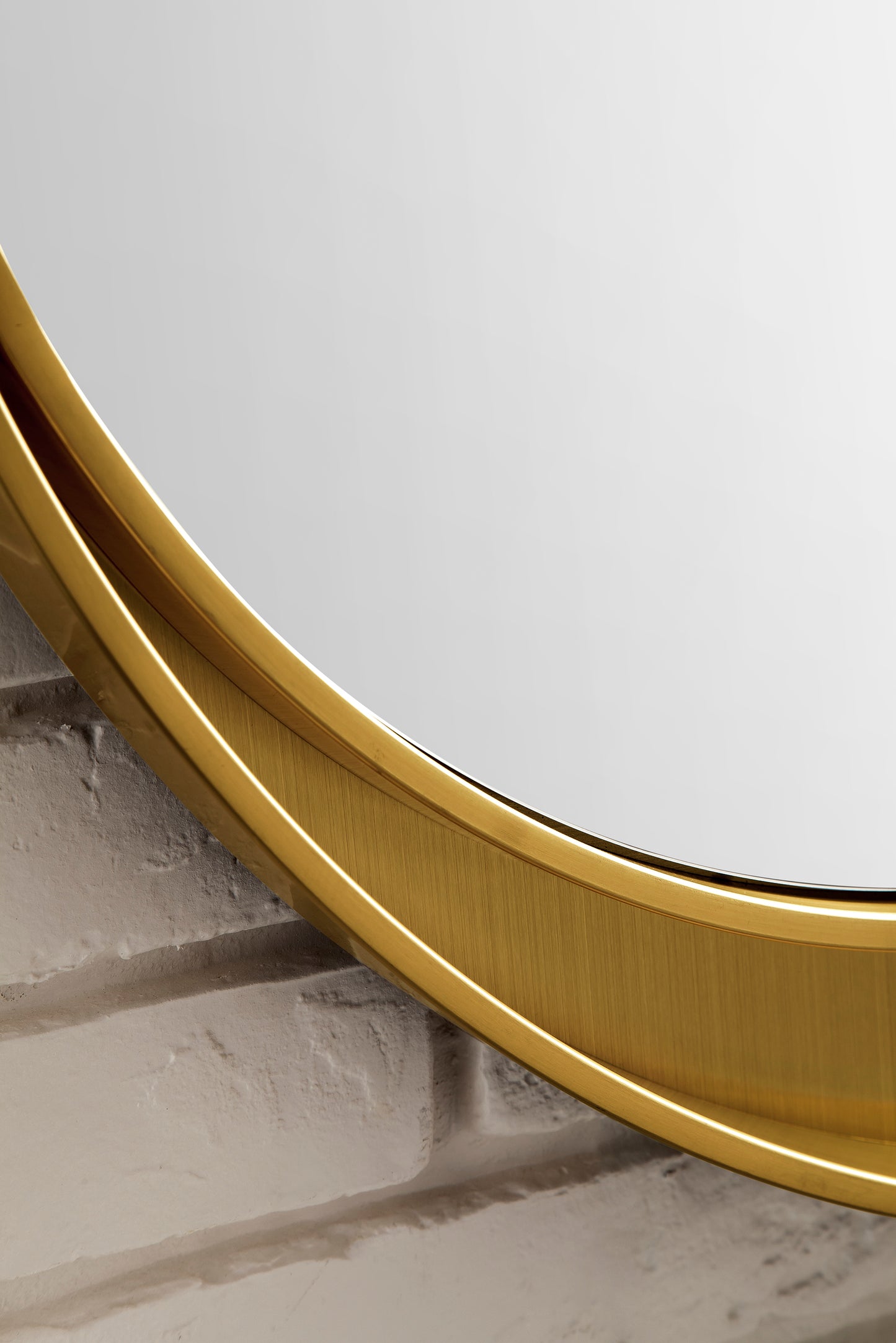 Luna 35.5" Mirror, Radiant Gold James Martin