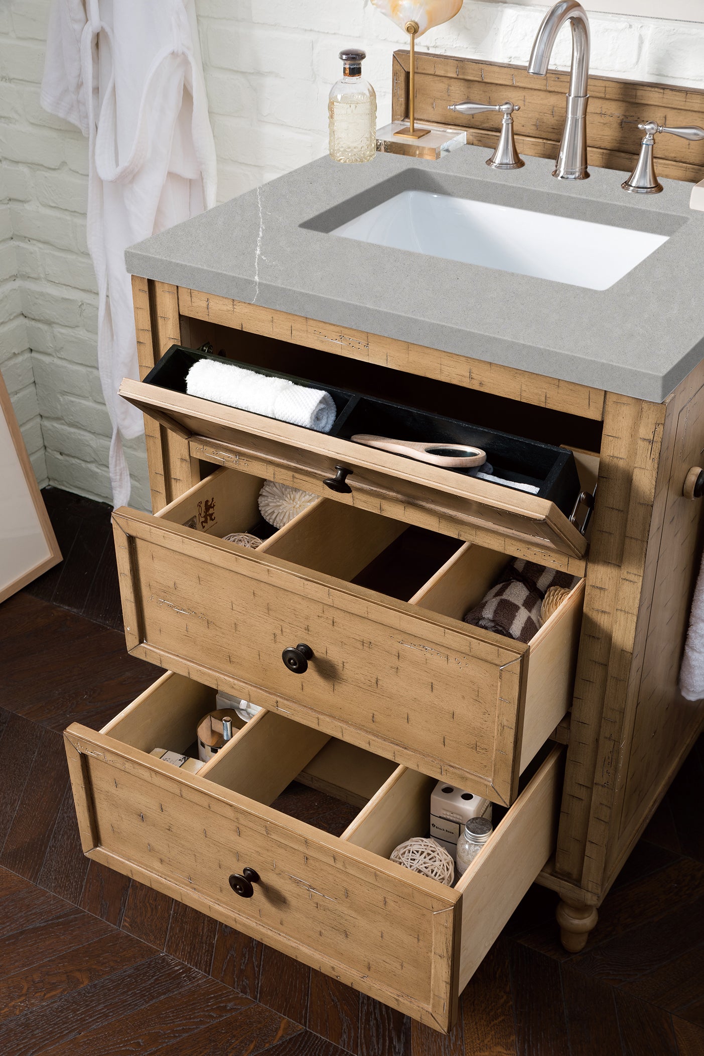 Copper Cove 26" Single Vanity Cabinet, Driftwood Patina, w/ 3 CM Eternal Serena Quartz Top James Martin