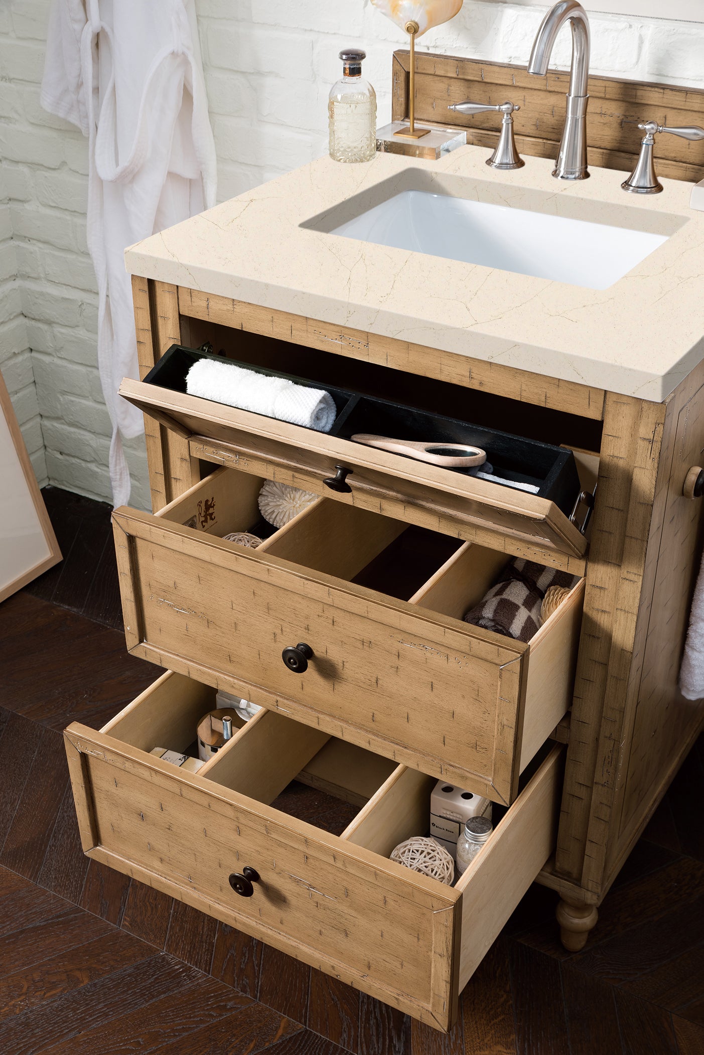 Copper Cove 26" Single Vanity Cabinet, Driftwood Patina, w/ 3 CM Eternal Marfil Quartz Top James Martin