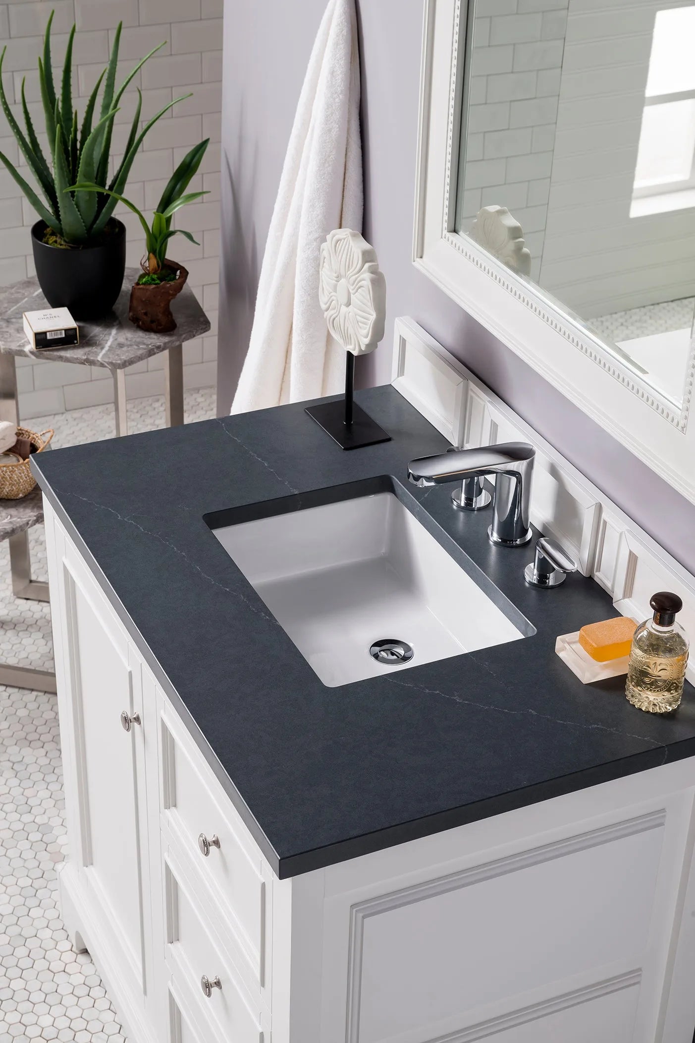 De Soto 36" Single Vanity, Bright White w/ 3 CM Charcoal Soapstone Silestone Top