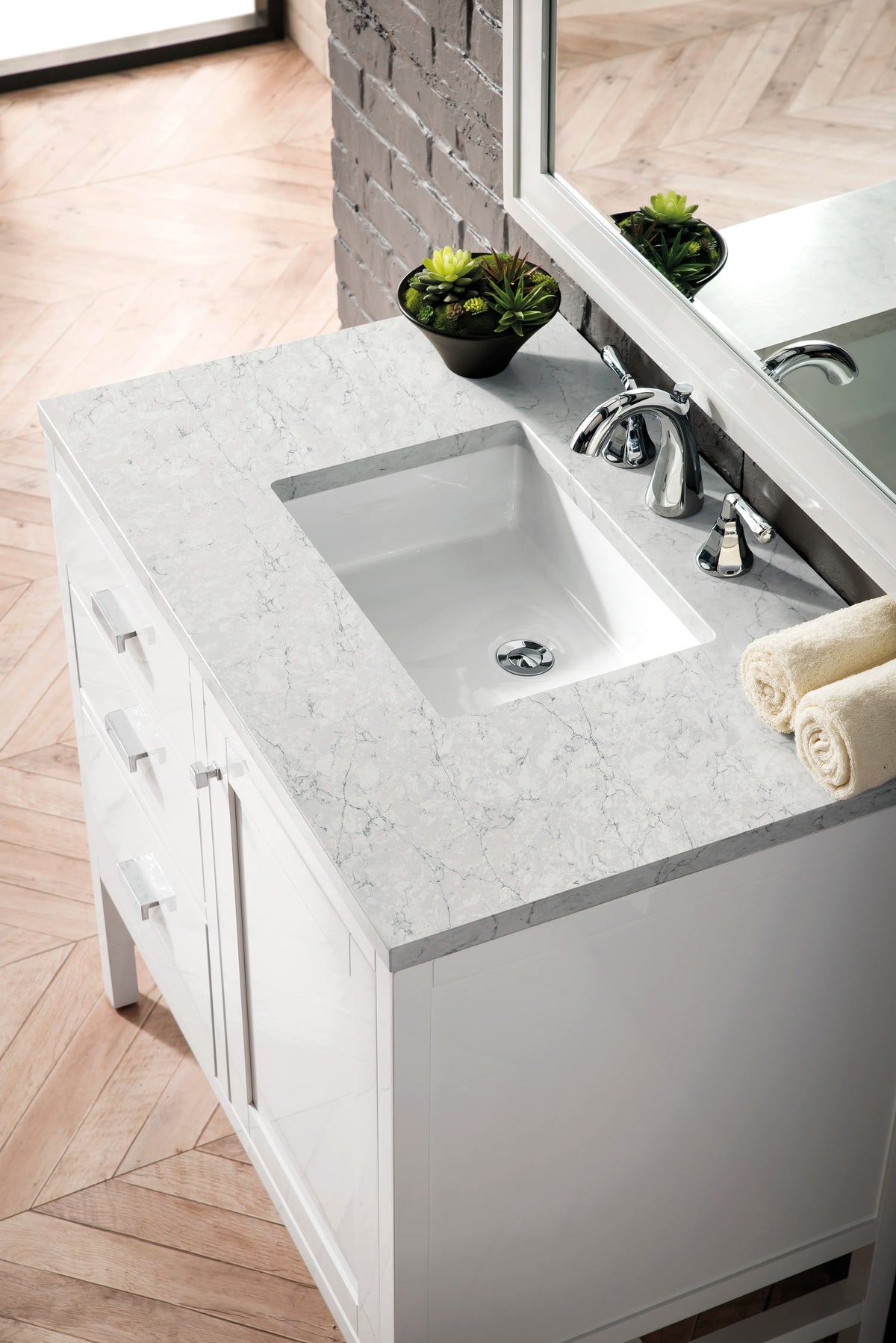 Addison 36" Single Vanity, Glossy White w/ 3 CM Eternal Jasmine Pearl Silestone Top, view 3