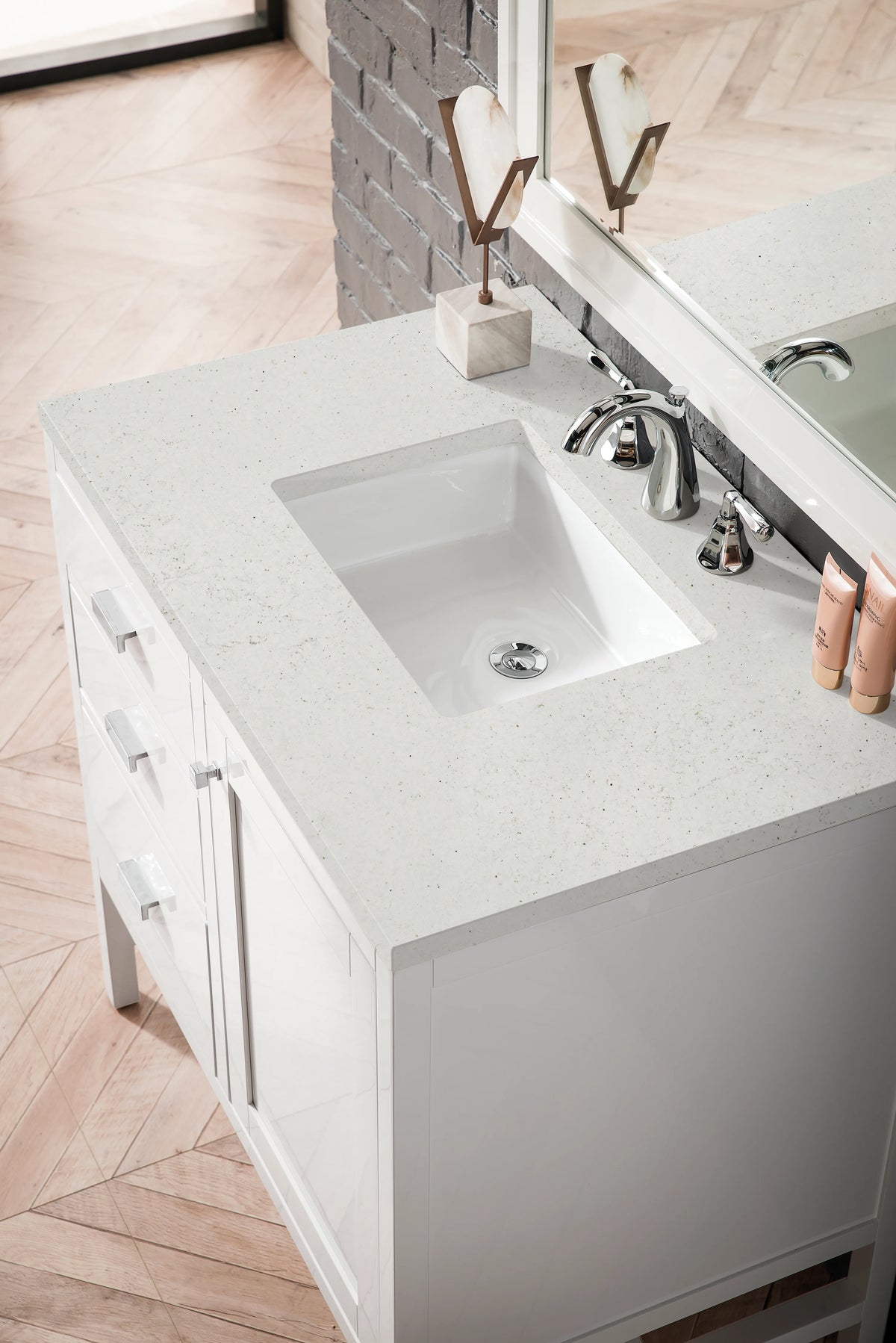 Addison 36" Single Vanity, Glossy White w/ 3 CM Lime Delight Silestone Top, view 5