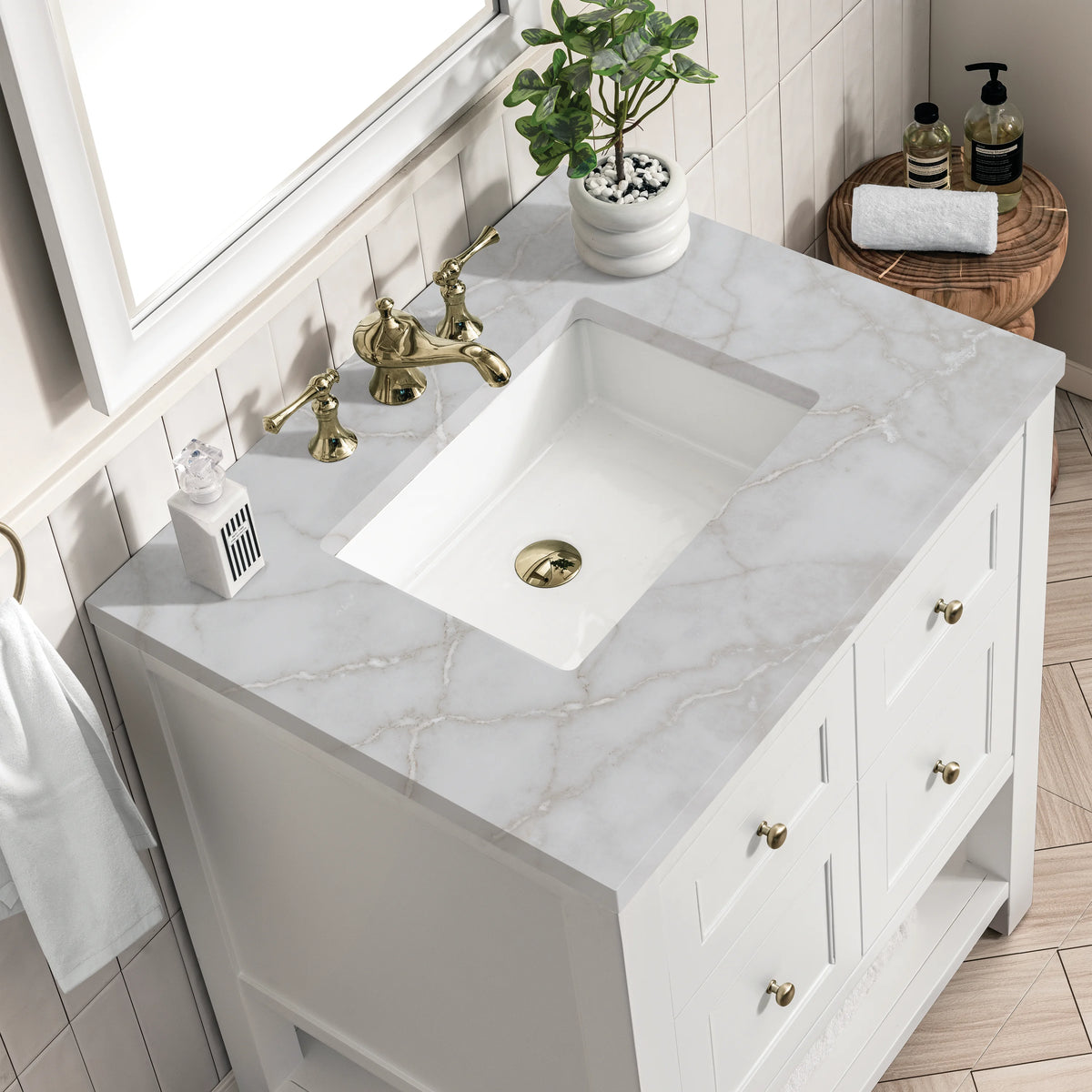 Breckenridge 30" Single Vanity, Bright White w/ 3 CM Victorian Silver Top, view 7