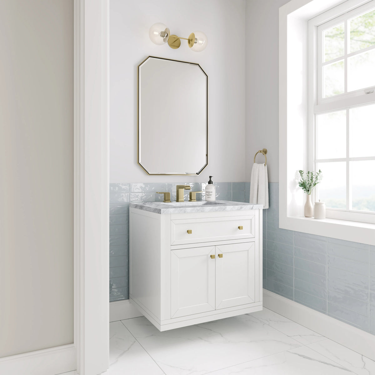 Chicago 30" Single Vanity, Glossy White, w/ 3 CM Carrara Marble Top, view 5