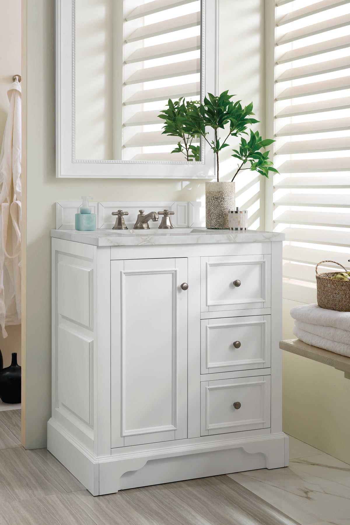 De Soto 30" Single Vanity, Bright White w/ 3 CM Victorian Silver Silestone Top, view 4