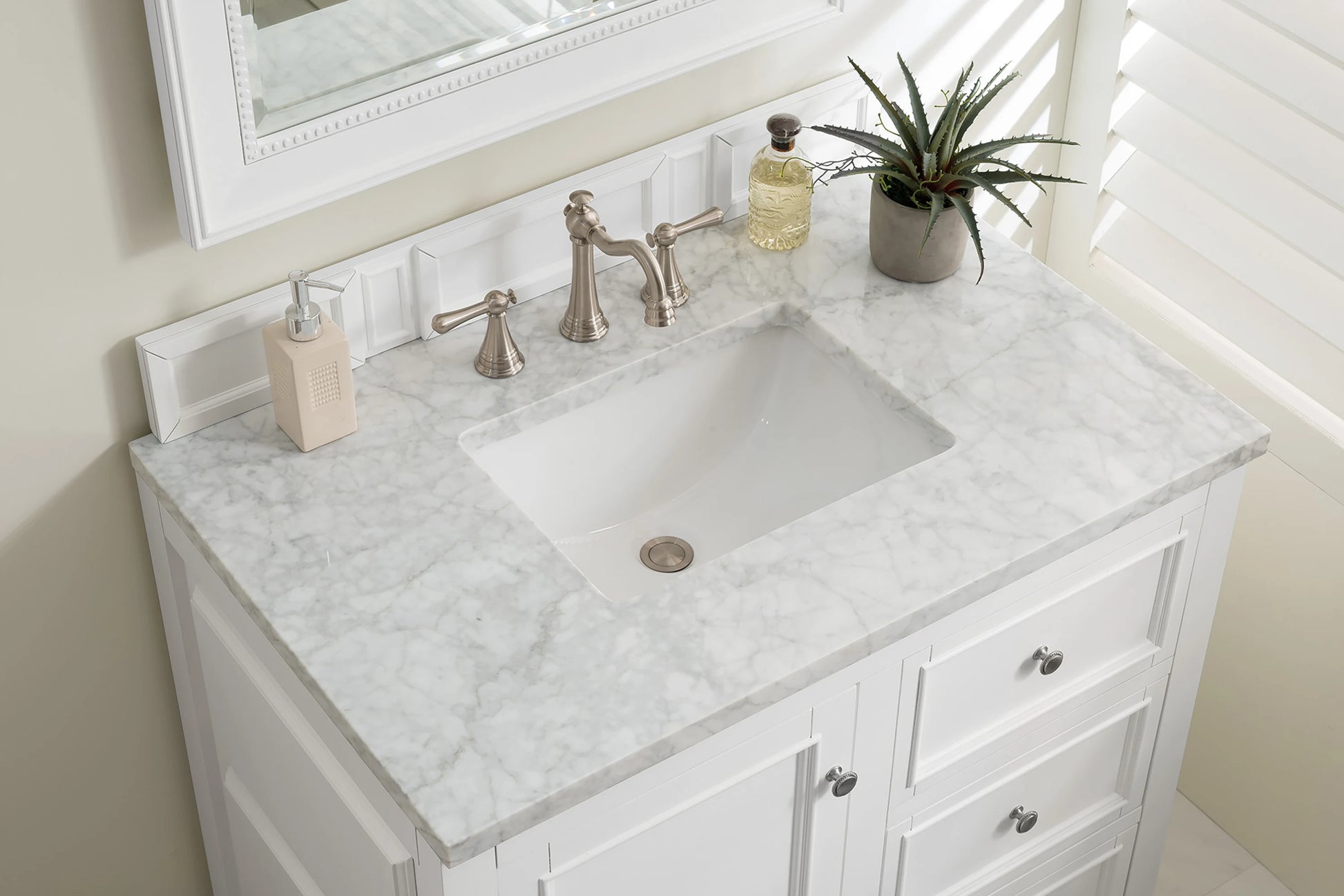 De Soto 36" Single Vanity, Bright White w/ 3 CM Carrara Marble Top, view 6