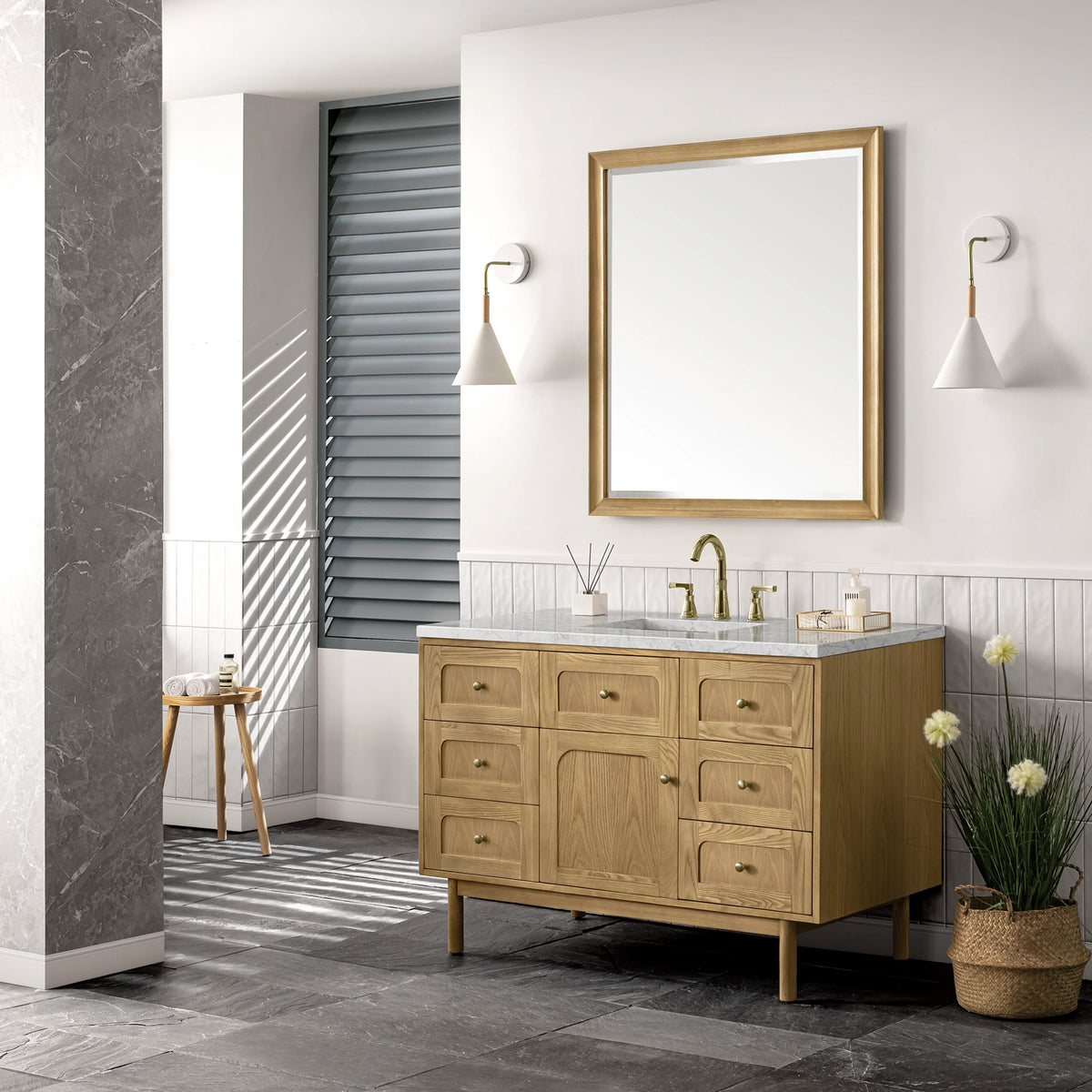 Laurent 48" Single Vanity, Light Natural Oak w/ 3 CM Eternal Jasmine Pearl Top w/FreePower Wireless Charger, view 9
