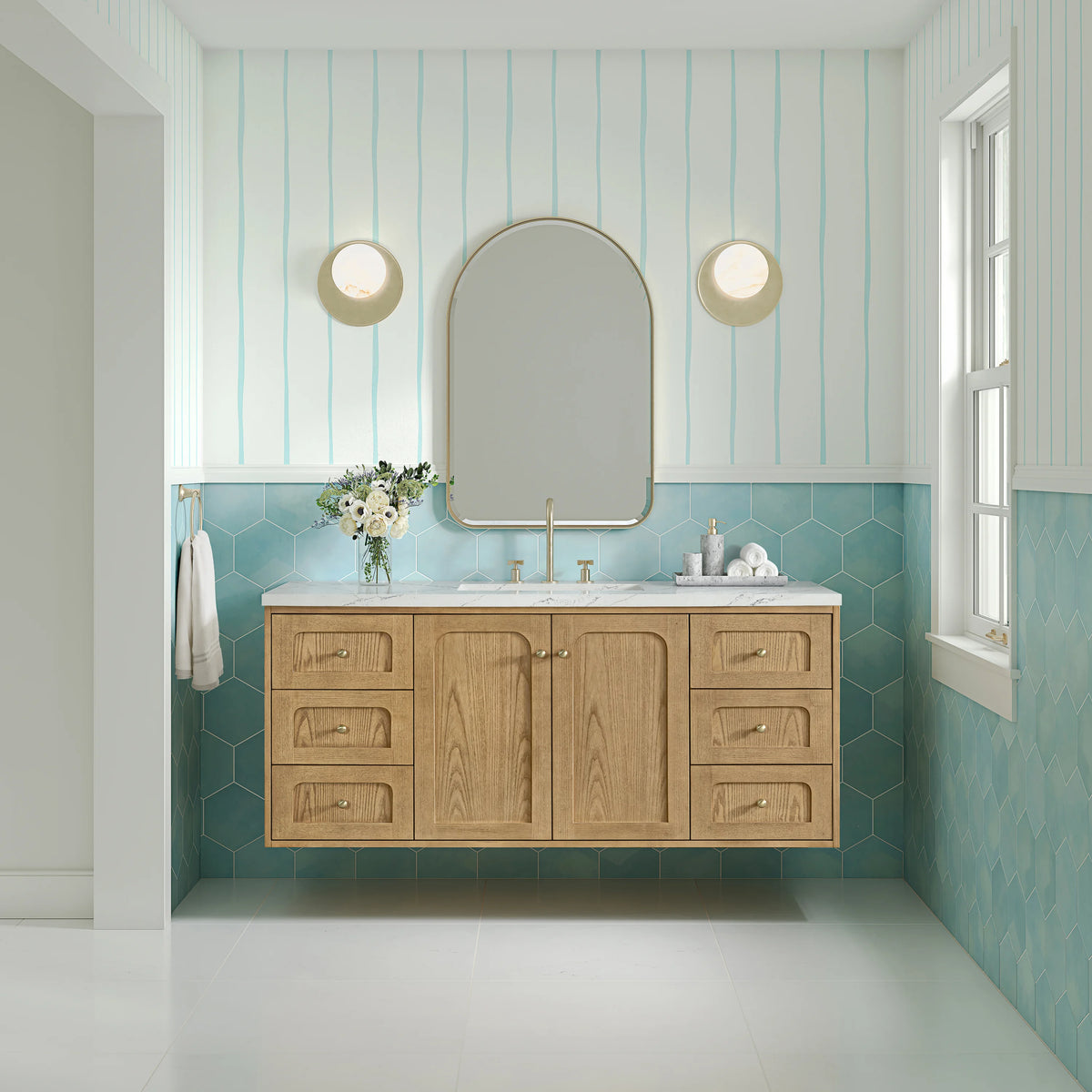 Laurent 60" Single Vanity, Light Natural Oak, w/ 3 CM Ethereal Noctis Silestone Top w/ FreePower Wireless Charg, view 7