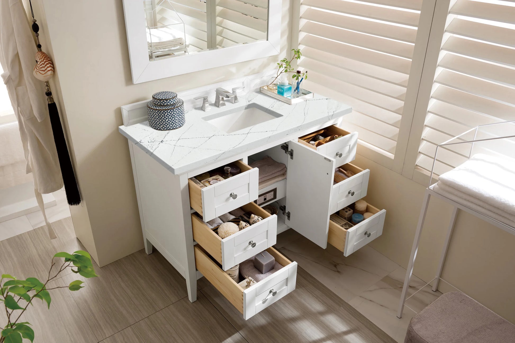 Renovate for Less Atlanta Palisades 48" Single Vanity, Bright White w/ 3 CM Ethereal Noctis Silestone Top, view 4