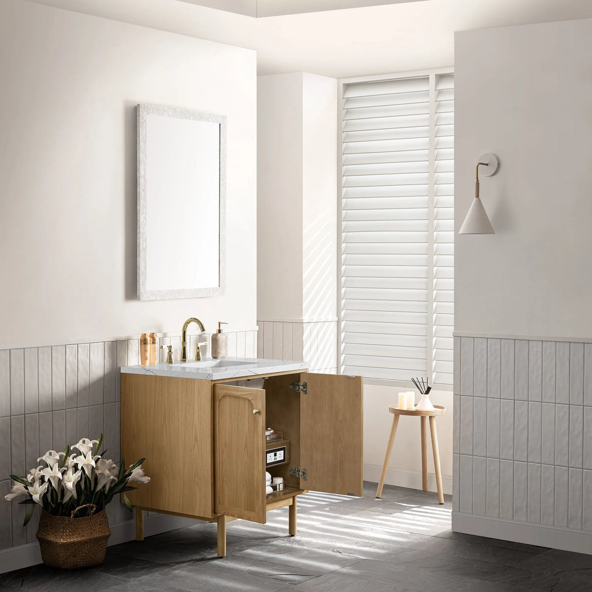 Laurent 30" Single Vanity, Light Natural Oak w/ 3 CM Ethereal Noctis Top