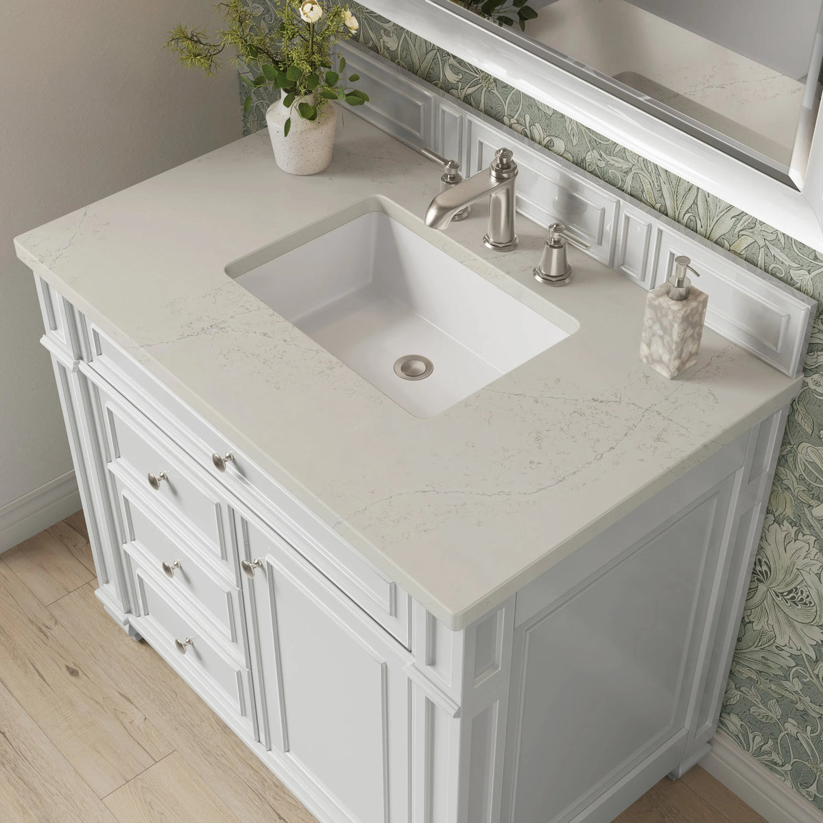 Bristol 36" Single Vanity, Bright White, w/ 3 CM Siberian Silestone Top