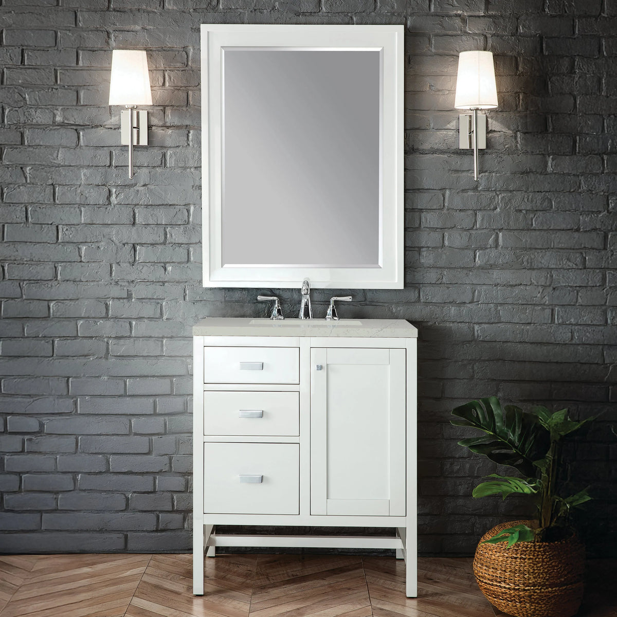 Addison 30" Single Vanity, Glossy White, w/ 3 CM Siberian Silestone Top