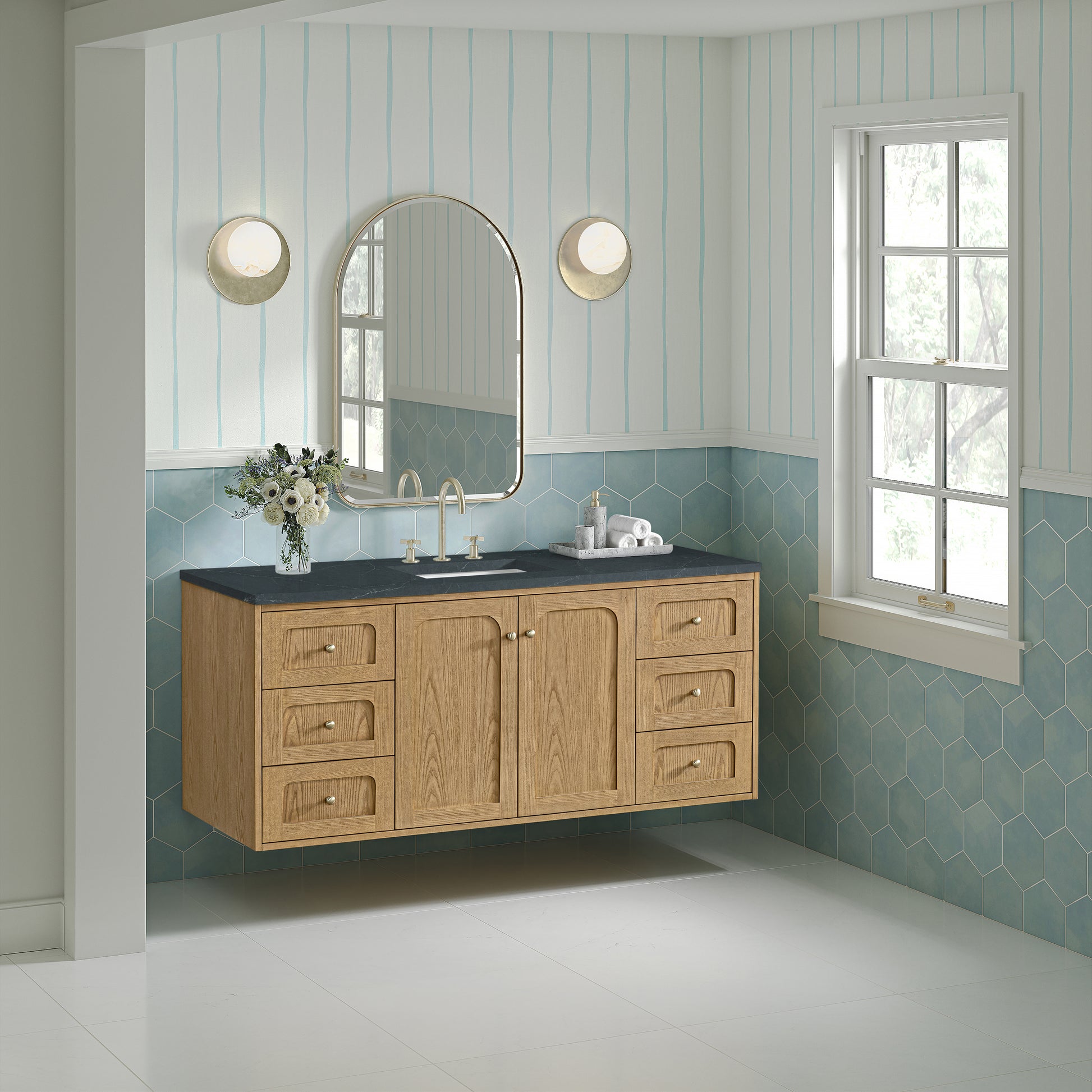 Renovate for Less Atlanta Laurent 60" Single Vanity, Light Natural Oak, w/ 3 CM Charcoal Soapstone Quartz Top