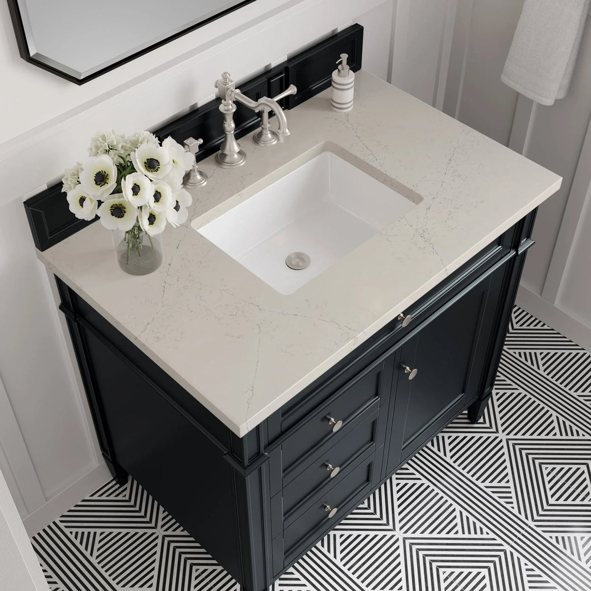 Brittany 36" Single Vanity, Black Onyx, w/ 3 CM Siberian Silestone Top
