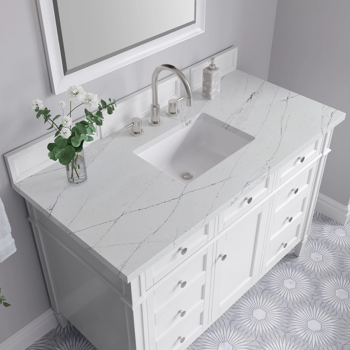 Brittany 48" Single Vanity, Bright White w/ 3 CM Ethereal Noctis Silestone Top