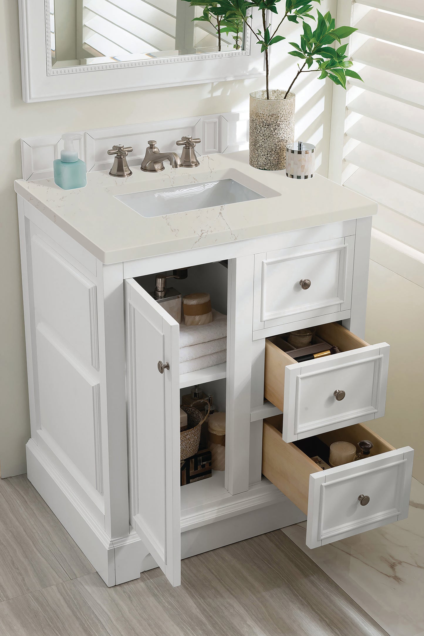 Renovate for Less Atlanta De Soto 30" Single Vanity, Bright White, w/ 3 CM Siberian Silestone Top