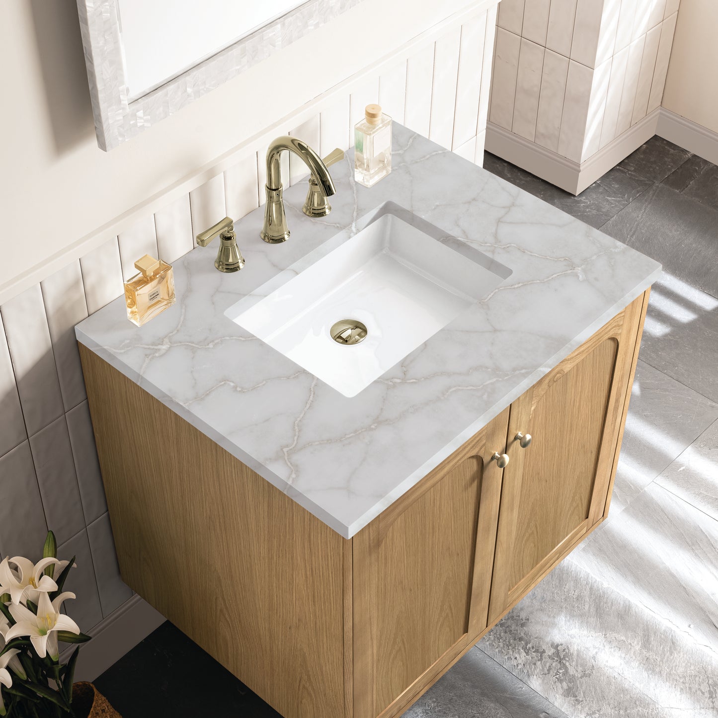 Renovate for Less Atlanta Laurent 30" Single Vanity, Light Natural Oak w/ 3 CM Victorian Silver Top