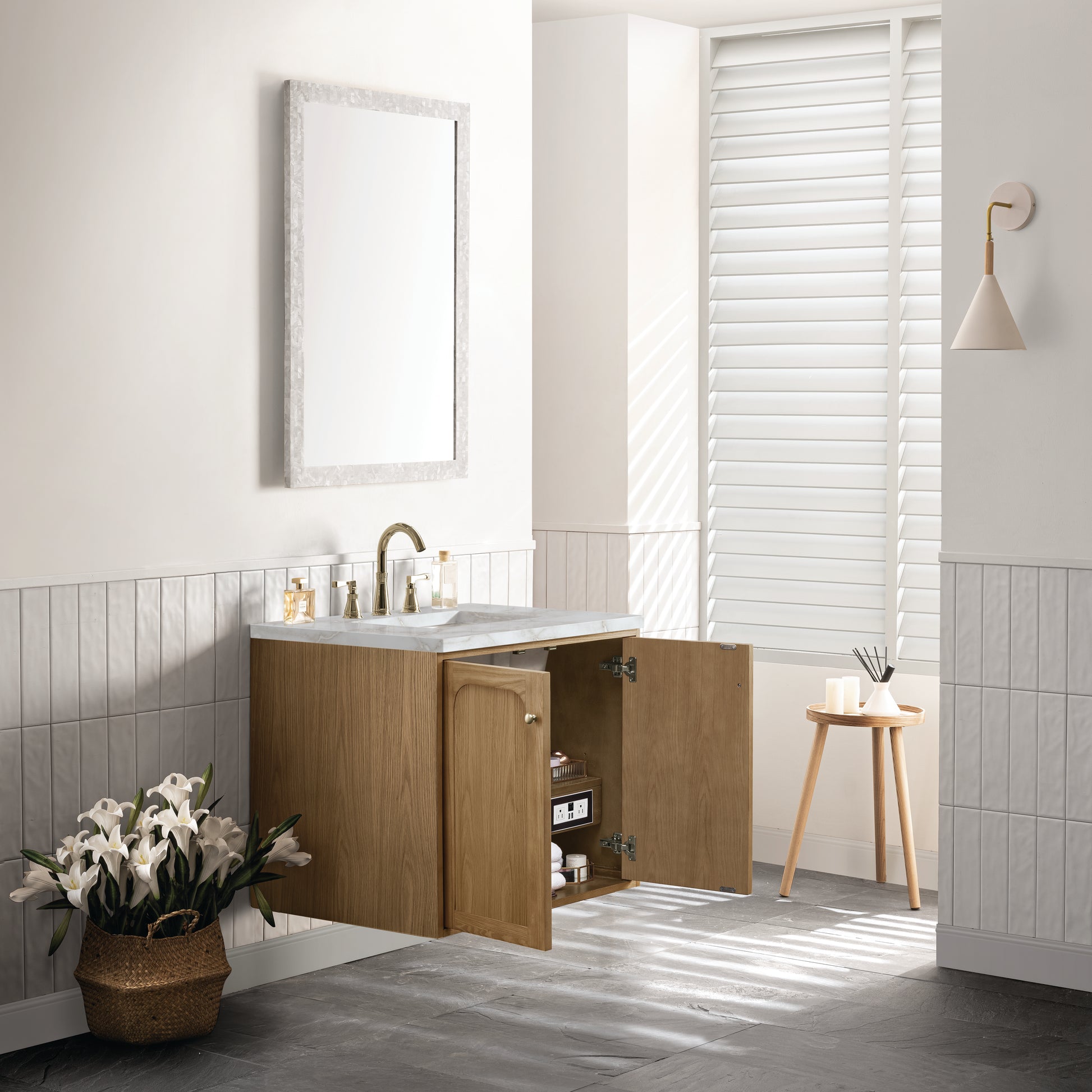 Renovate for Less Atlanta Laurent 30" Single Vanity, Light Natural Oak w/ 3 CM Victorian Silver Top