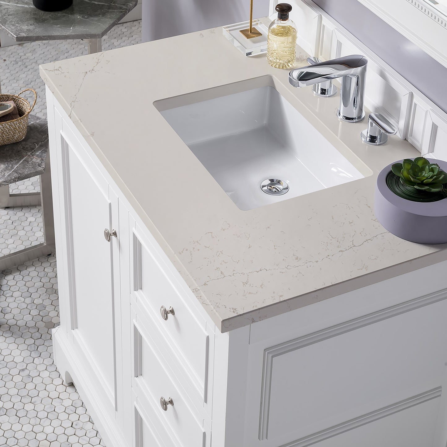 Renovate for Less Atlanta De Soto 36" Single Vanity, Bright White, w/ 3 CM Siberian Silestone Top