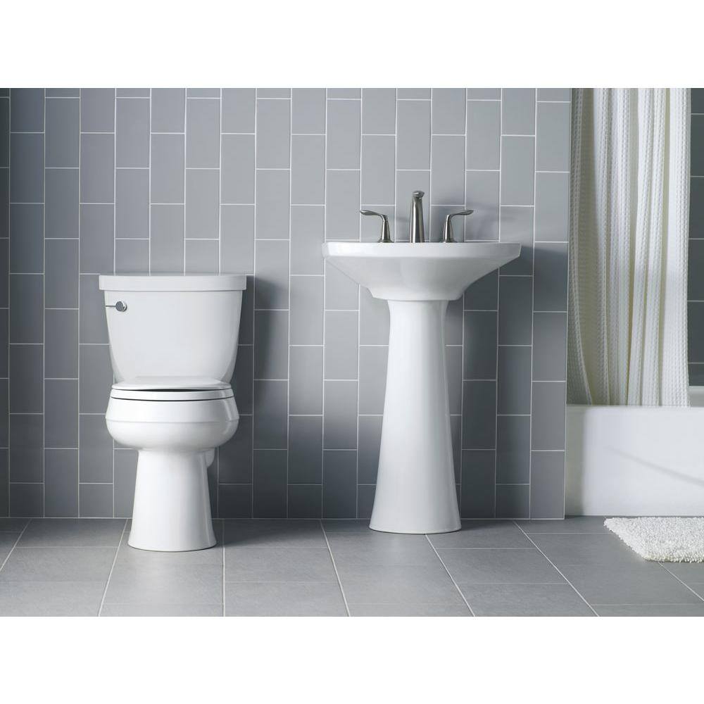 Cimarron round front toilet