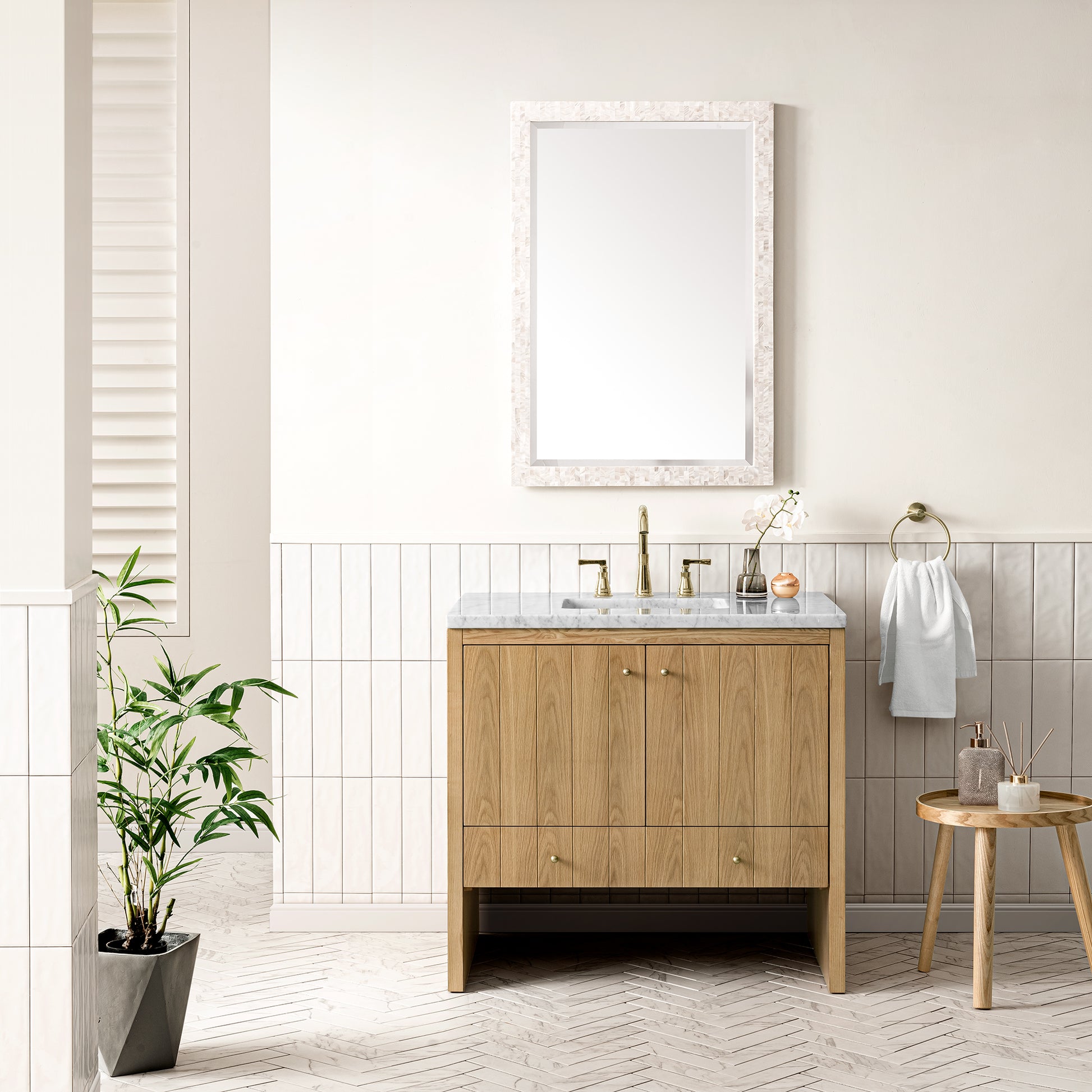 Hudson 36" Single Vanity, Light Natural Oak w/ 3CM Arctic Fall Top James Martin Vanities
