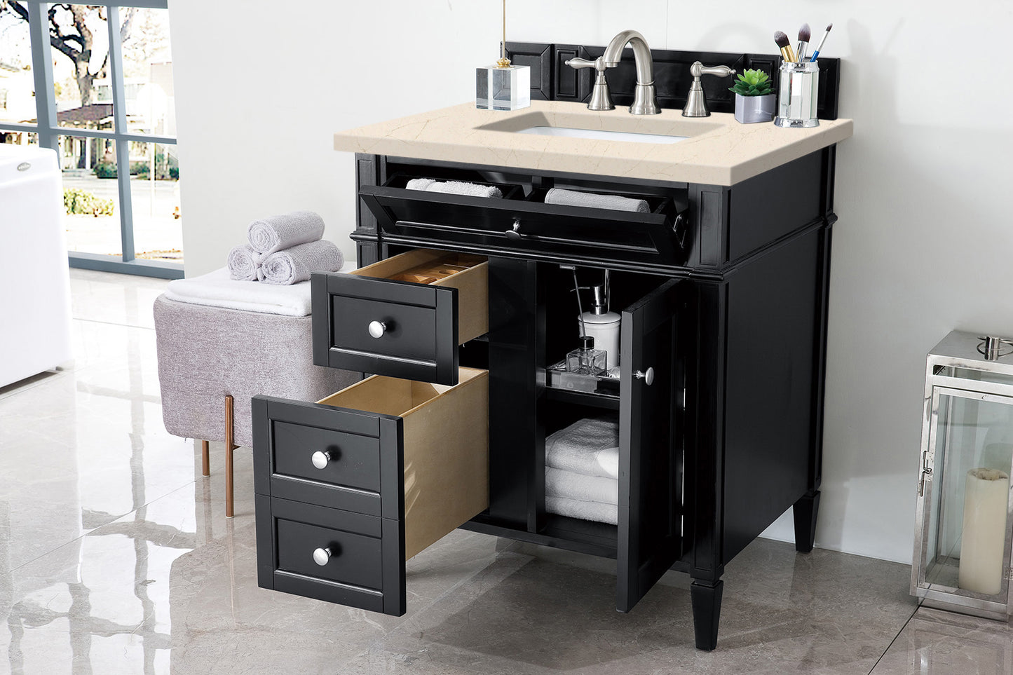 Brittany 30" Single Vanity, Black Onyx, w/ 3 CM Eternal Marfil Quartz Top James Martin Vanities