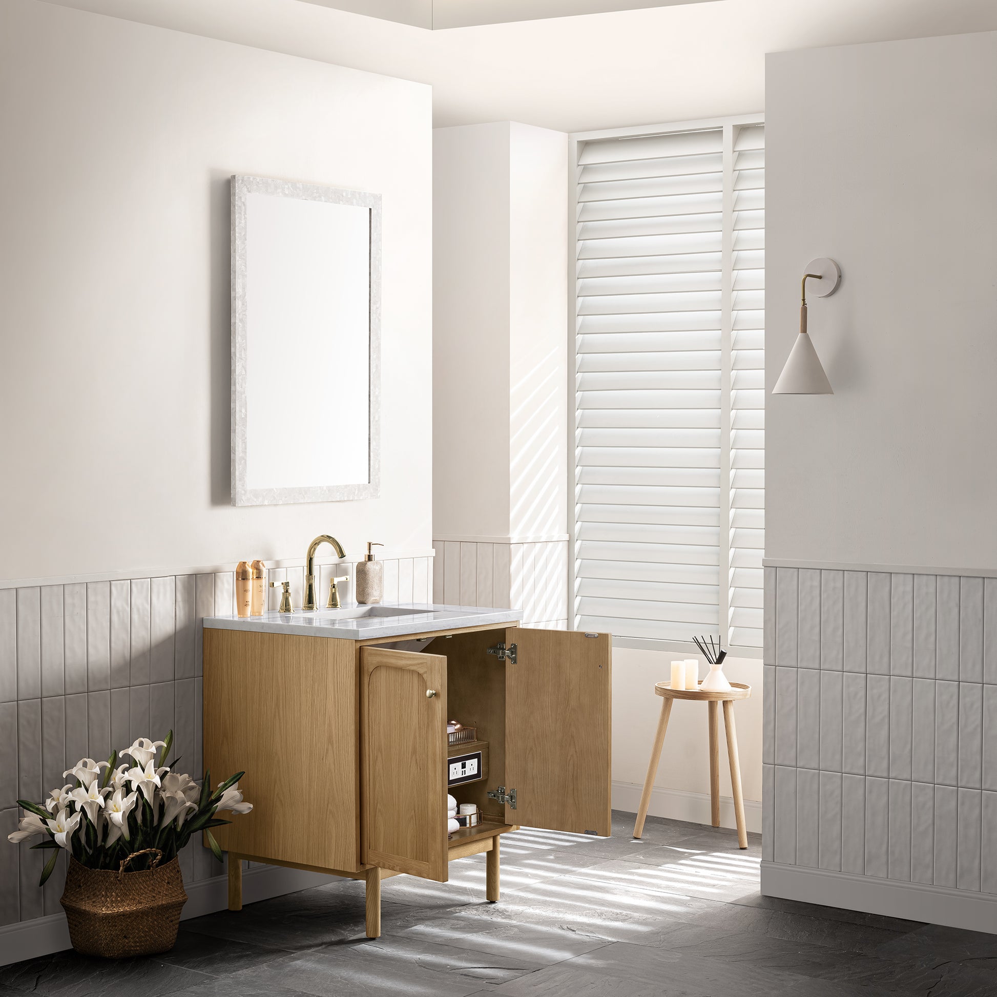 Laurent 30" Single Vanity, Light Natural Oak James Martin Vanities