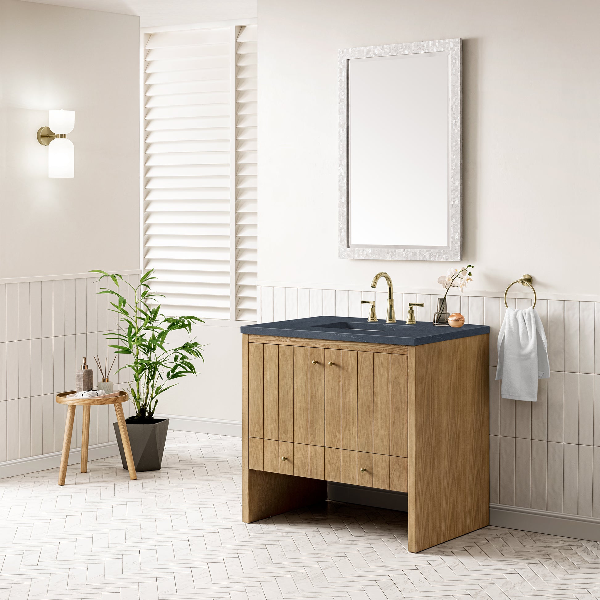 Hudson 36" Single Vanity, Light Natural Oak w/ 3CM Charcoal Soapstone Top James Martin Vanities