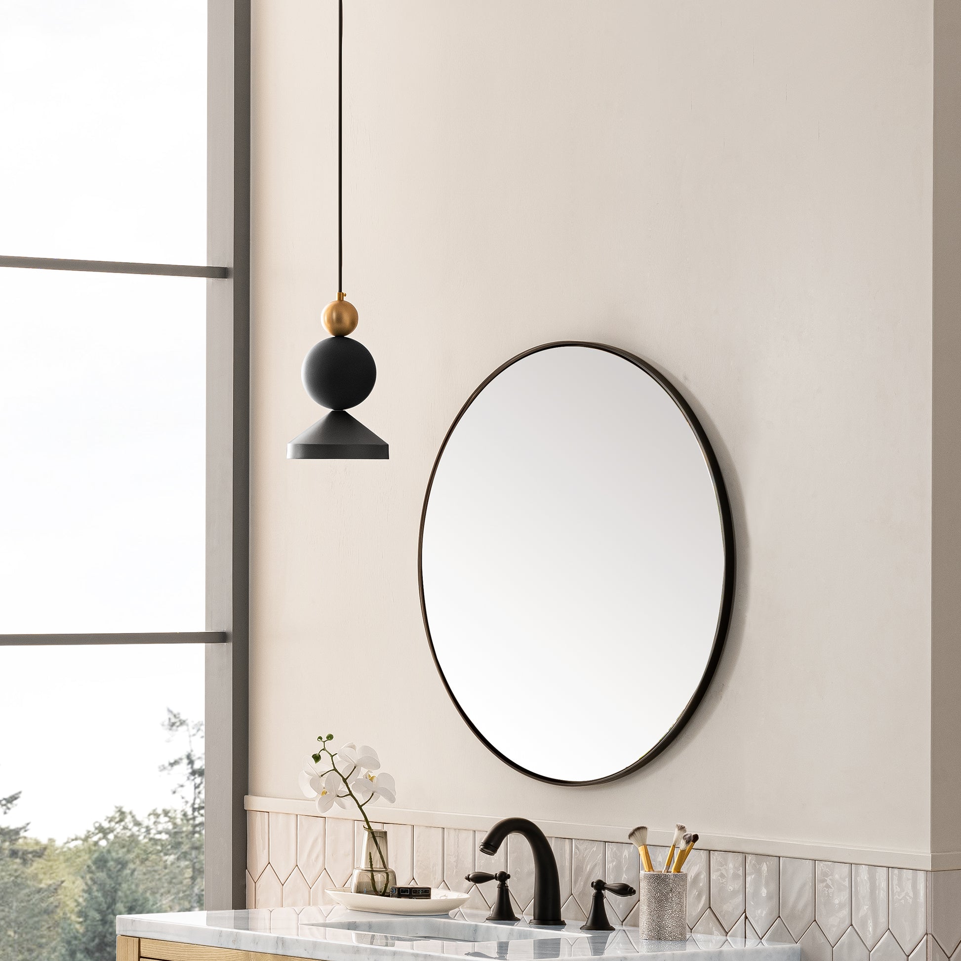 Rohe 30" Round Mirror, Matte Black James Martin Vanities