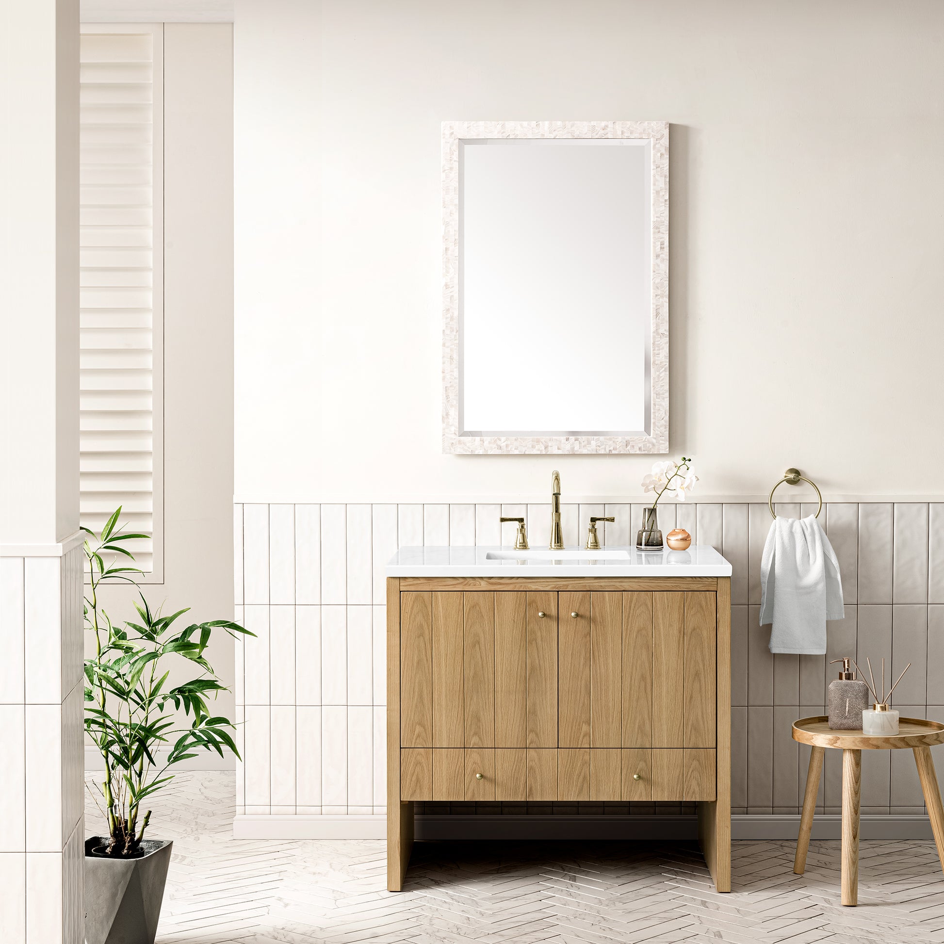 Hudson 36" Single Vanity, Light Natural Oak w/ 3CM White Zeus Top James Martin Vanities