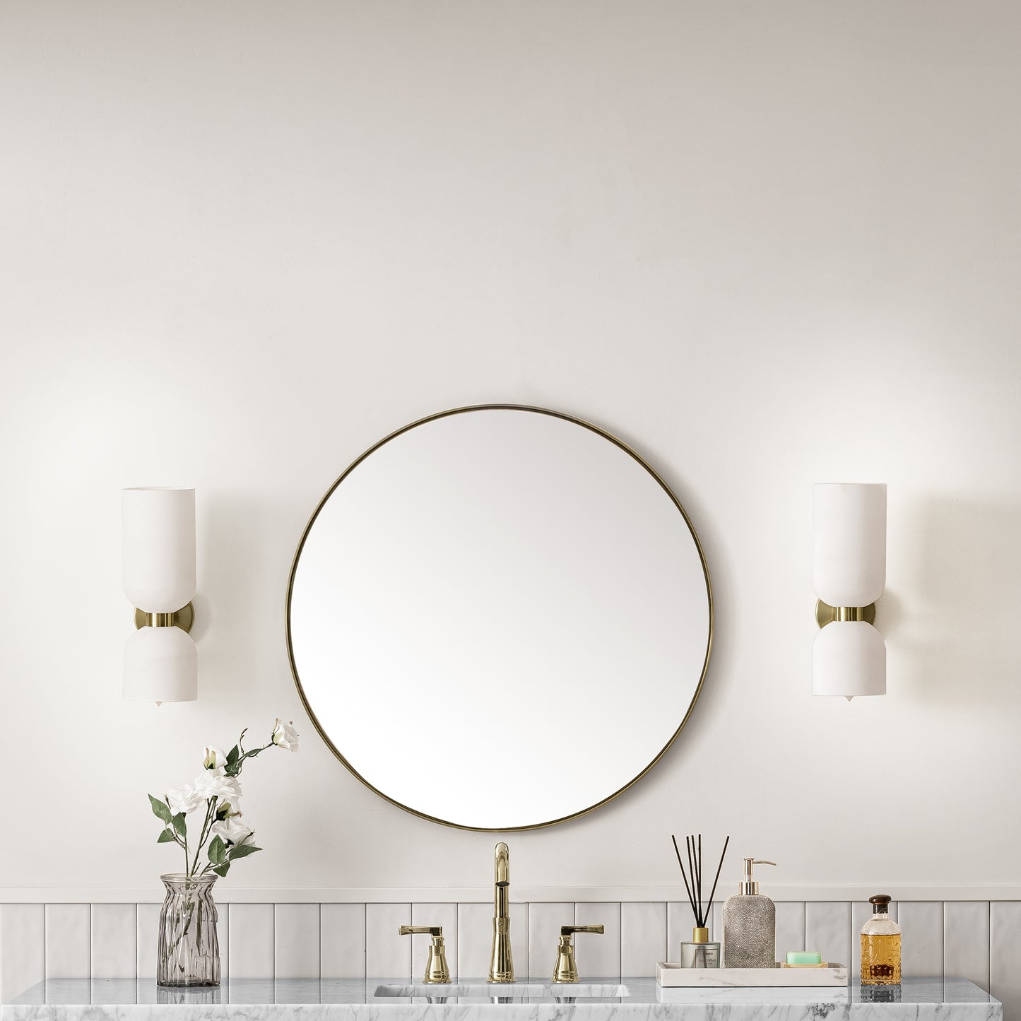 Rohe 30" Round Mirror, Champagne Brass James Martin Vanities